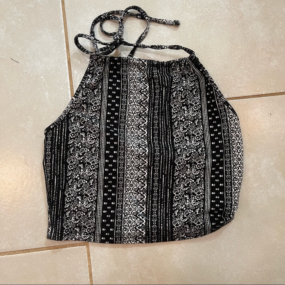 Forever 21 crop top tank. Small. Excellent condition